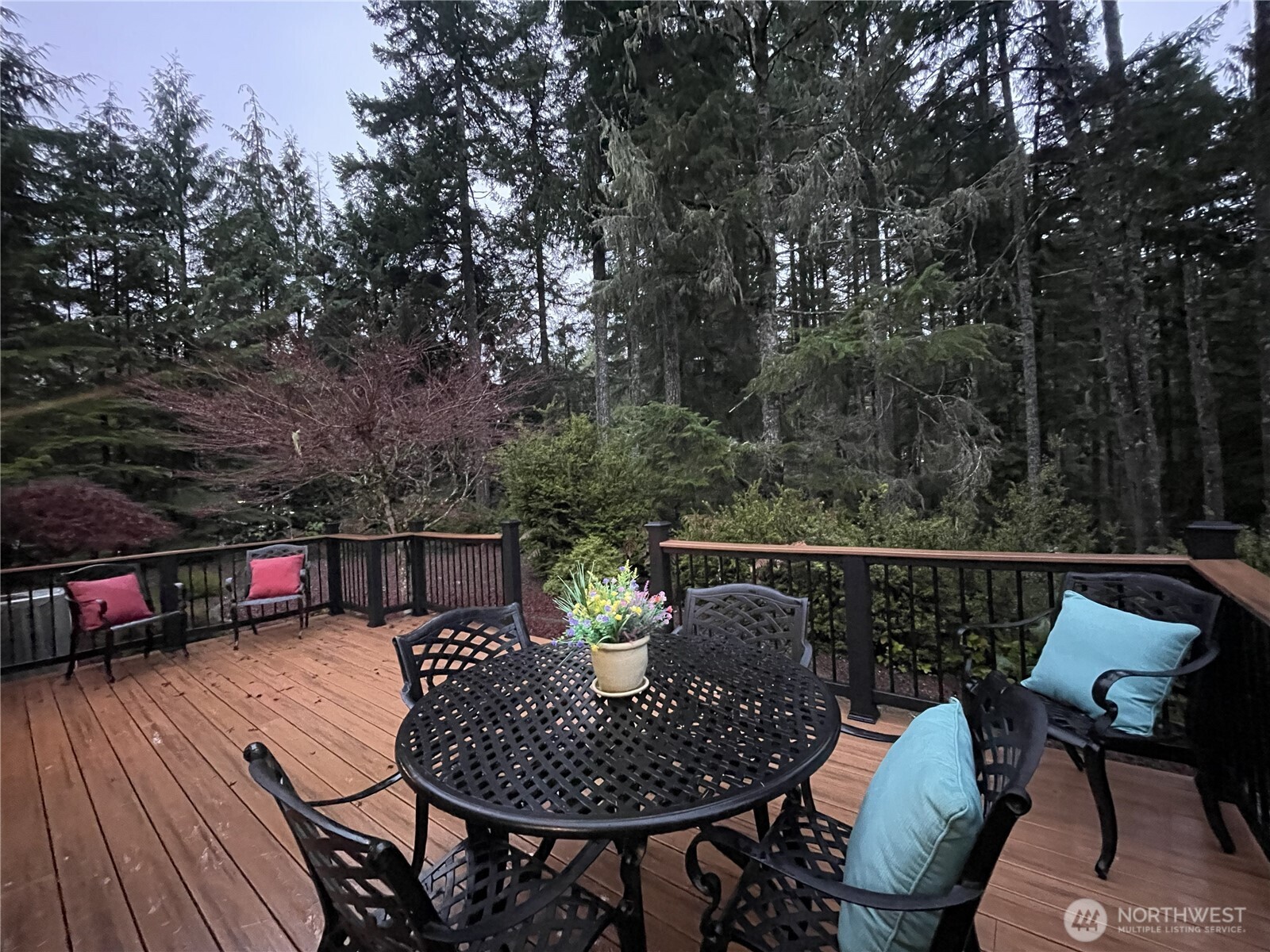 121 E Country Club Drive E Union WA 98592