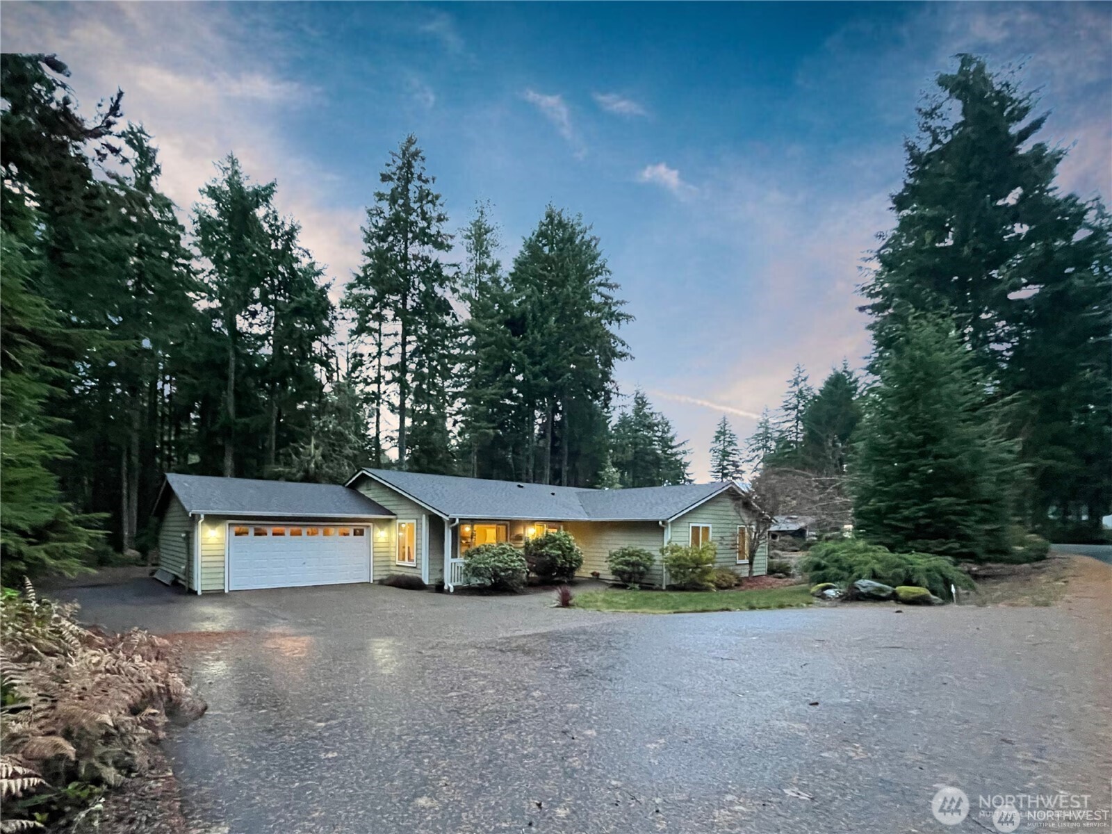 121 E Country Club Drive E Union WA 98592