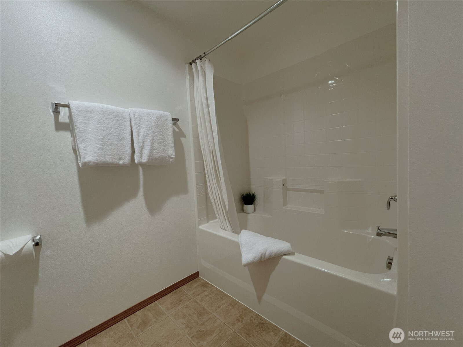 121 E Country Club Drive E Union WA 98592