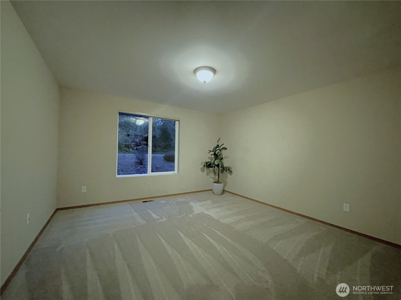121 E Country Club Drive E Union WA 98592