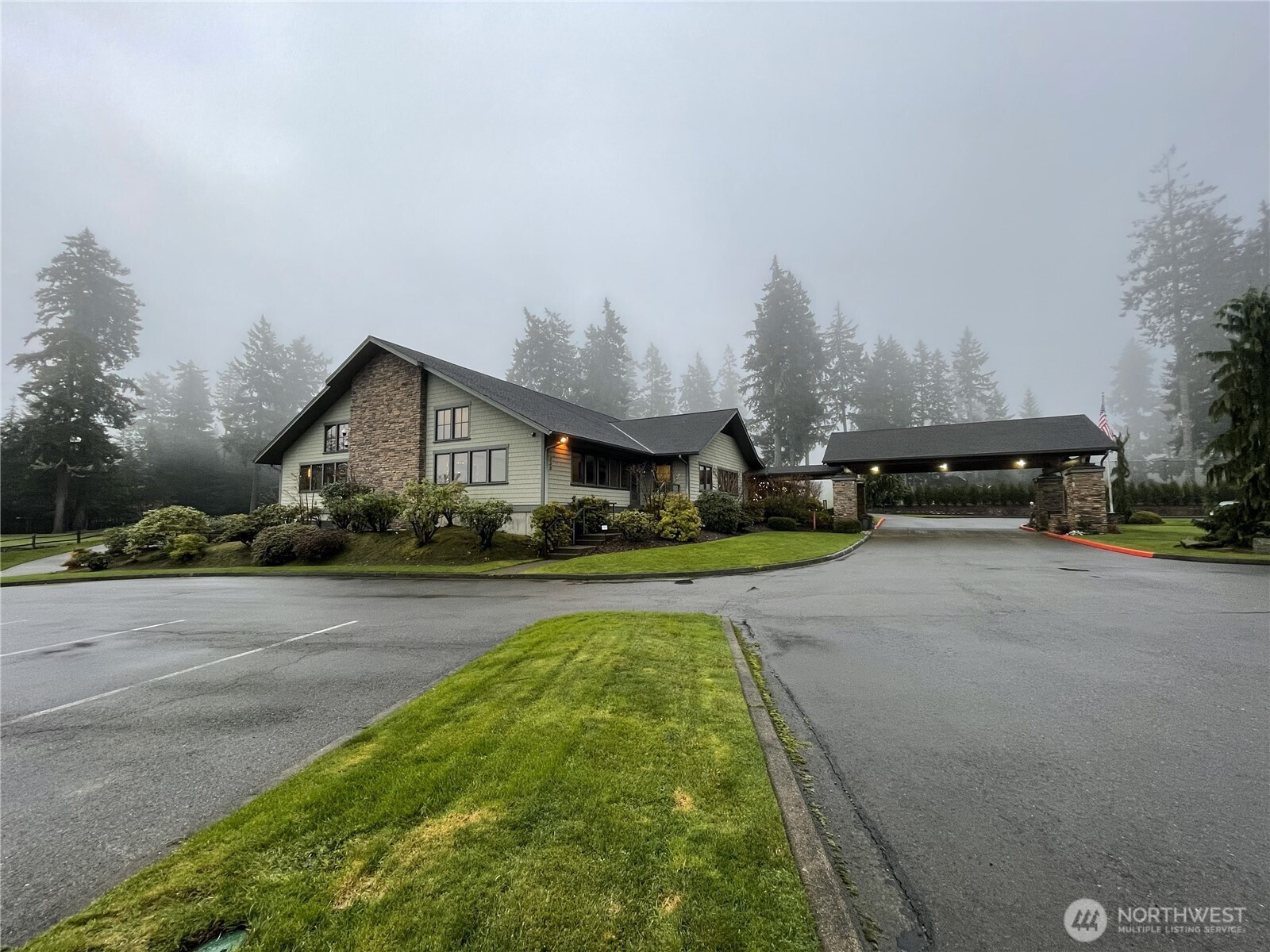 121 E Country Club Drive E Union WA 98592