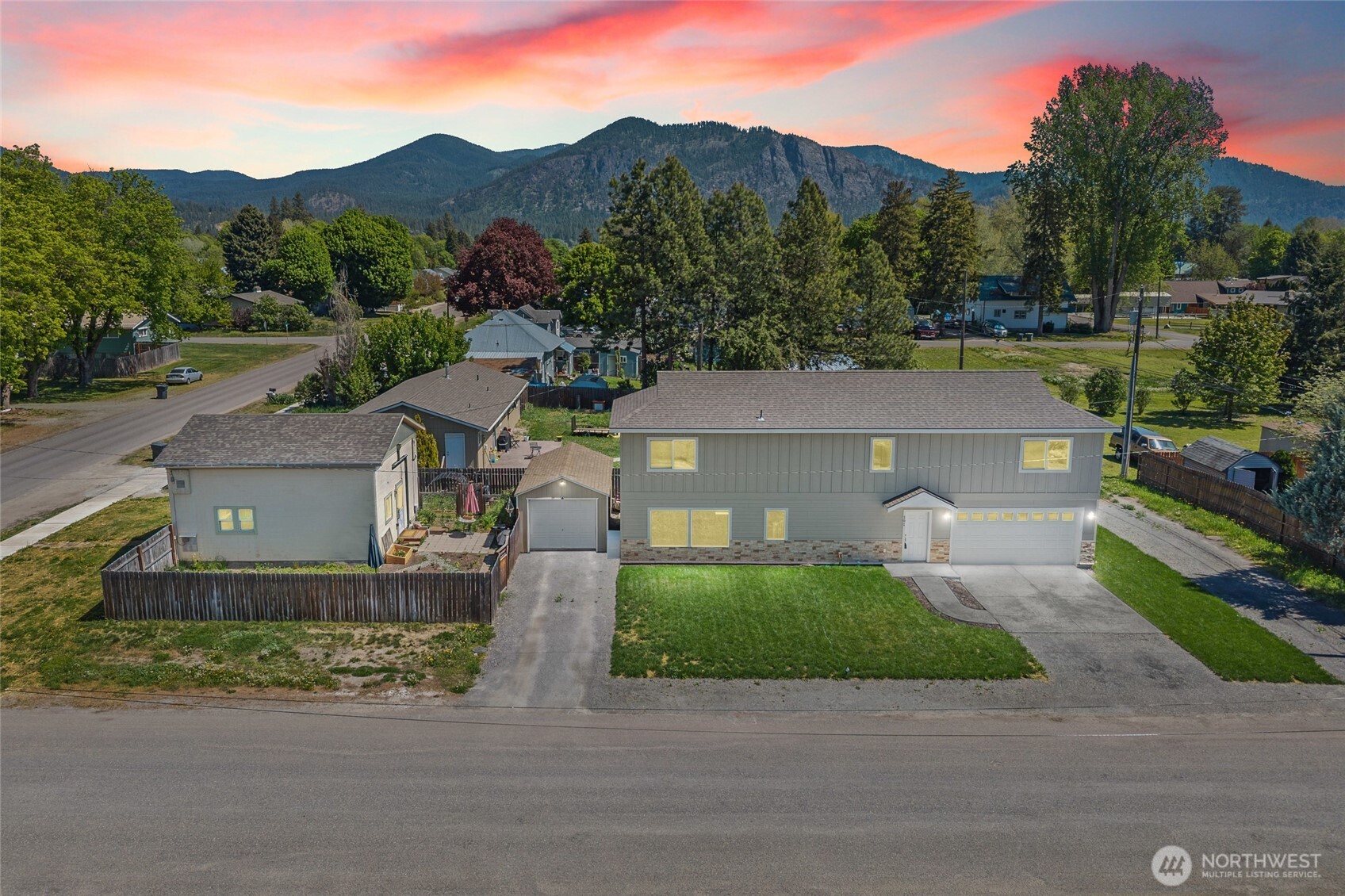 915 W Main / 101 S West Street Chewelah WA 99109