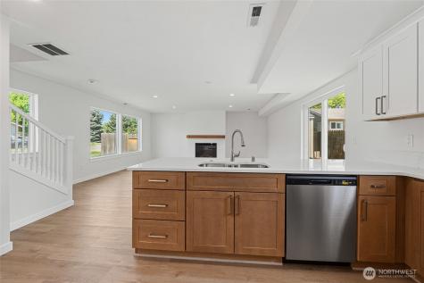 915 W Main / 101 S West Street Chewelah WA 99109