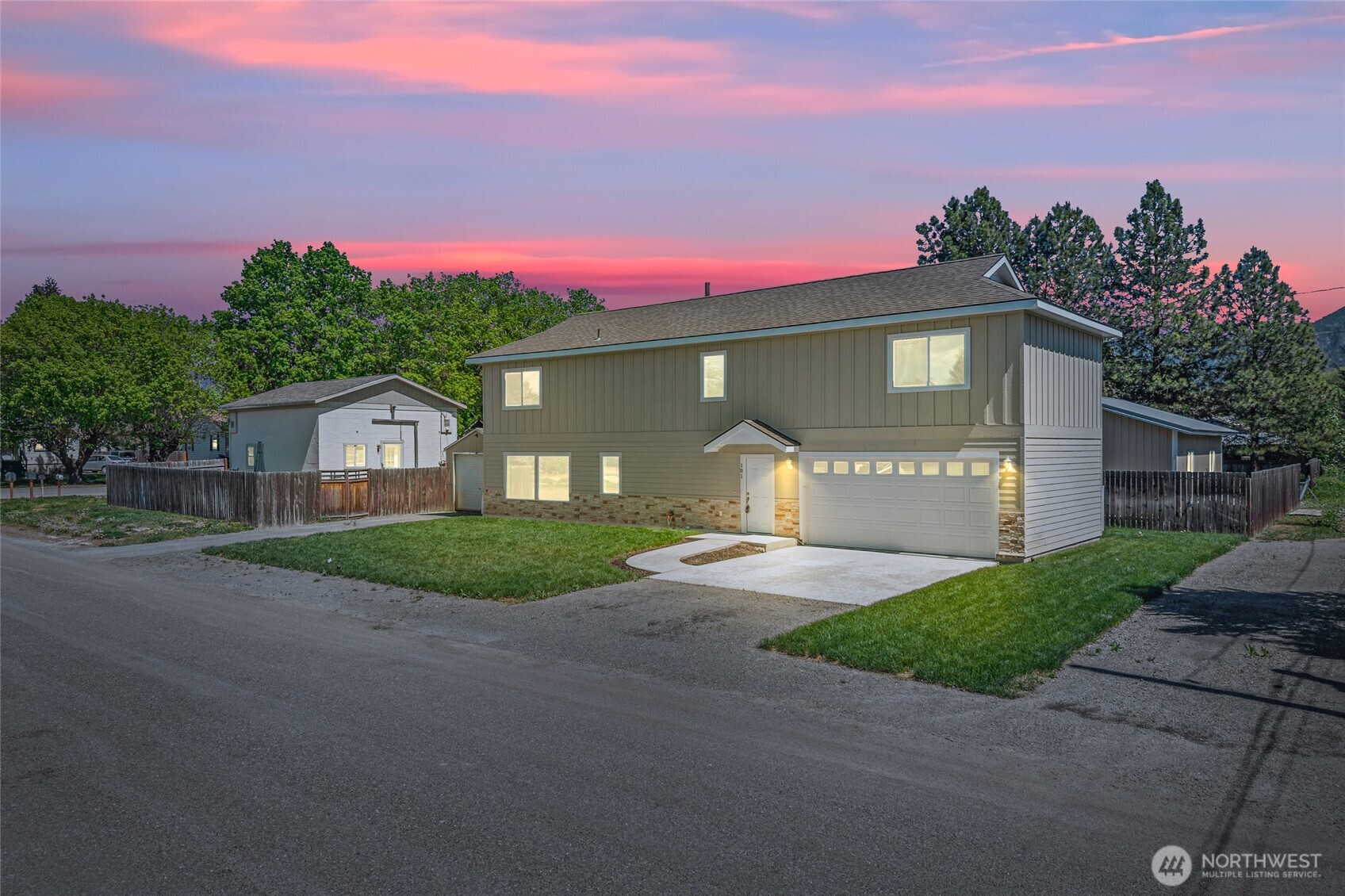 915 W Main / 101 S West Street Chewelah WA 99109