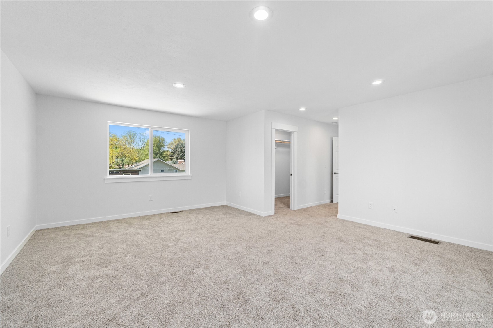 915 W Main / 101 S West Street Chewelah WA 99109