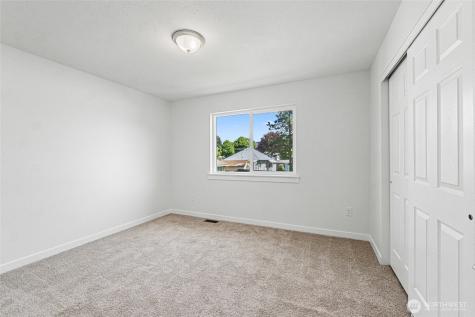 915 W Main / 101 S West Street Chewelah WA 99109