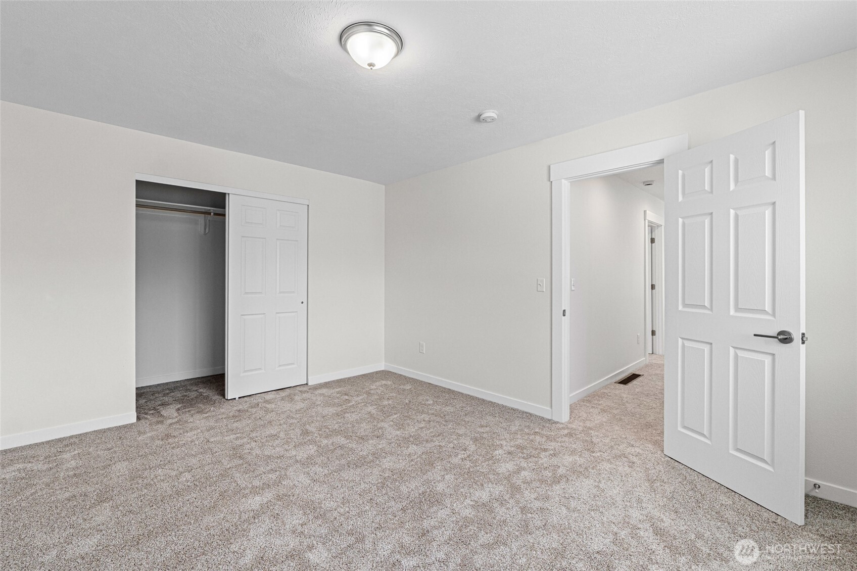 915 W Main / 101 S West Street Chewelah WA 99109