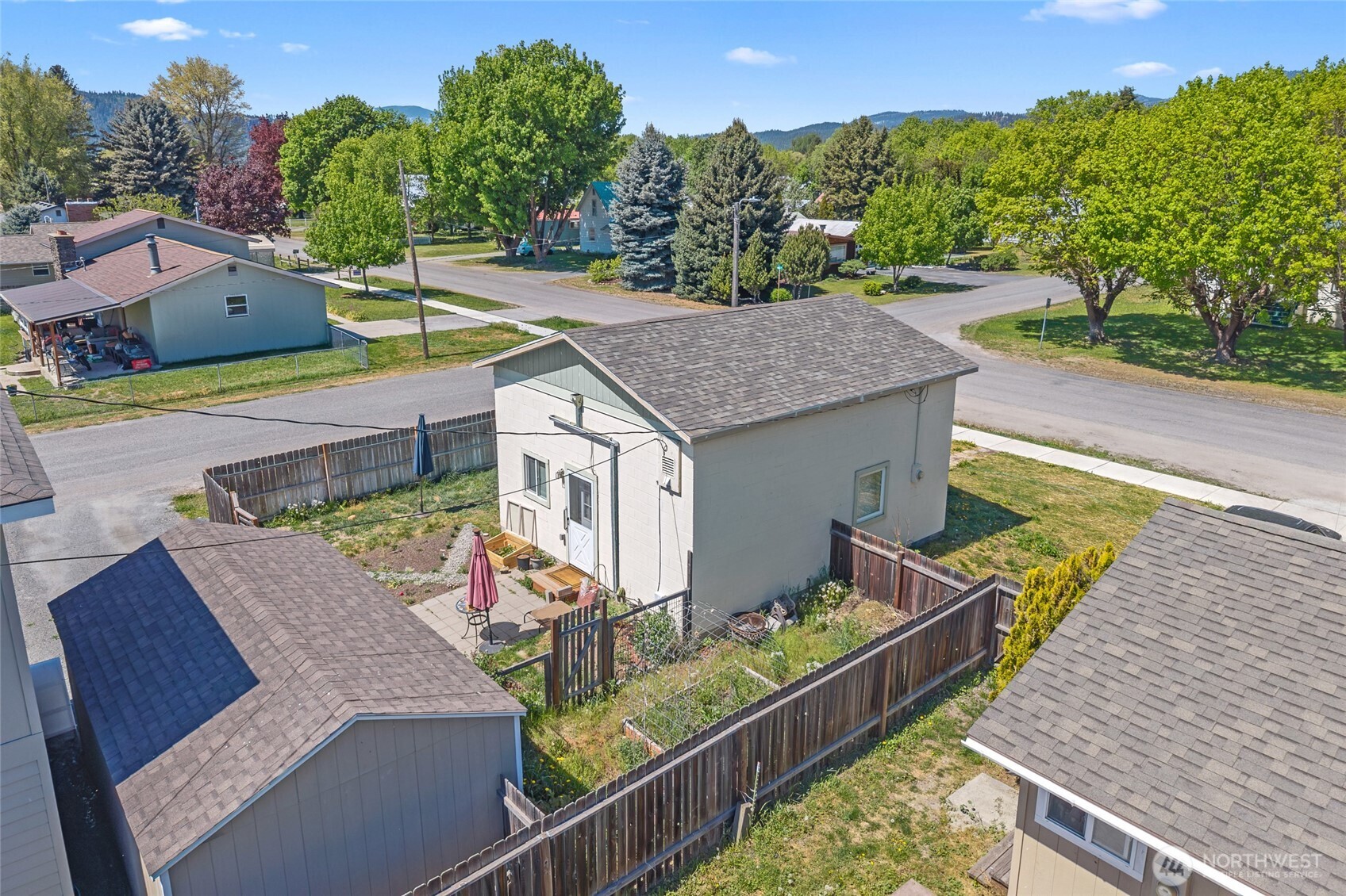 915 W Main / 101 S West Street Chewelah WA 99109