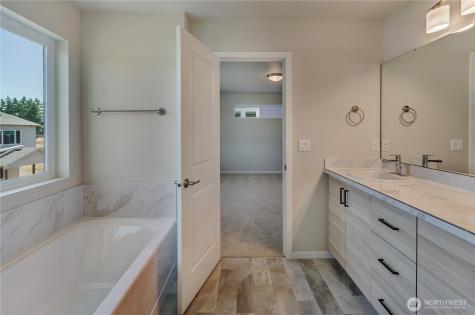 18309 37th Avenue E Tacoma WA 98446