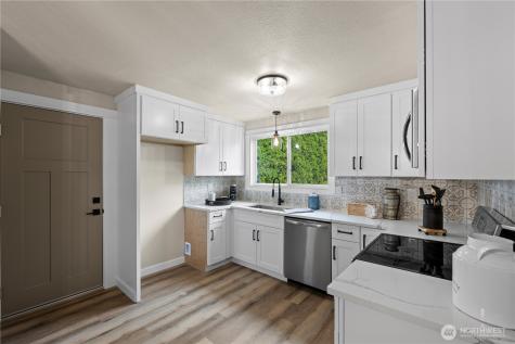 16518 26th Avenue SE Bothell WA 98012