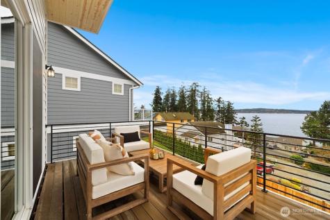 2218 Cleven Park Road Camano Island WA 98282