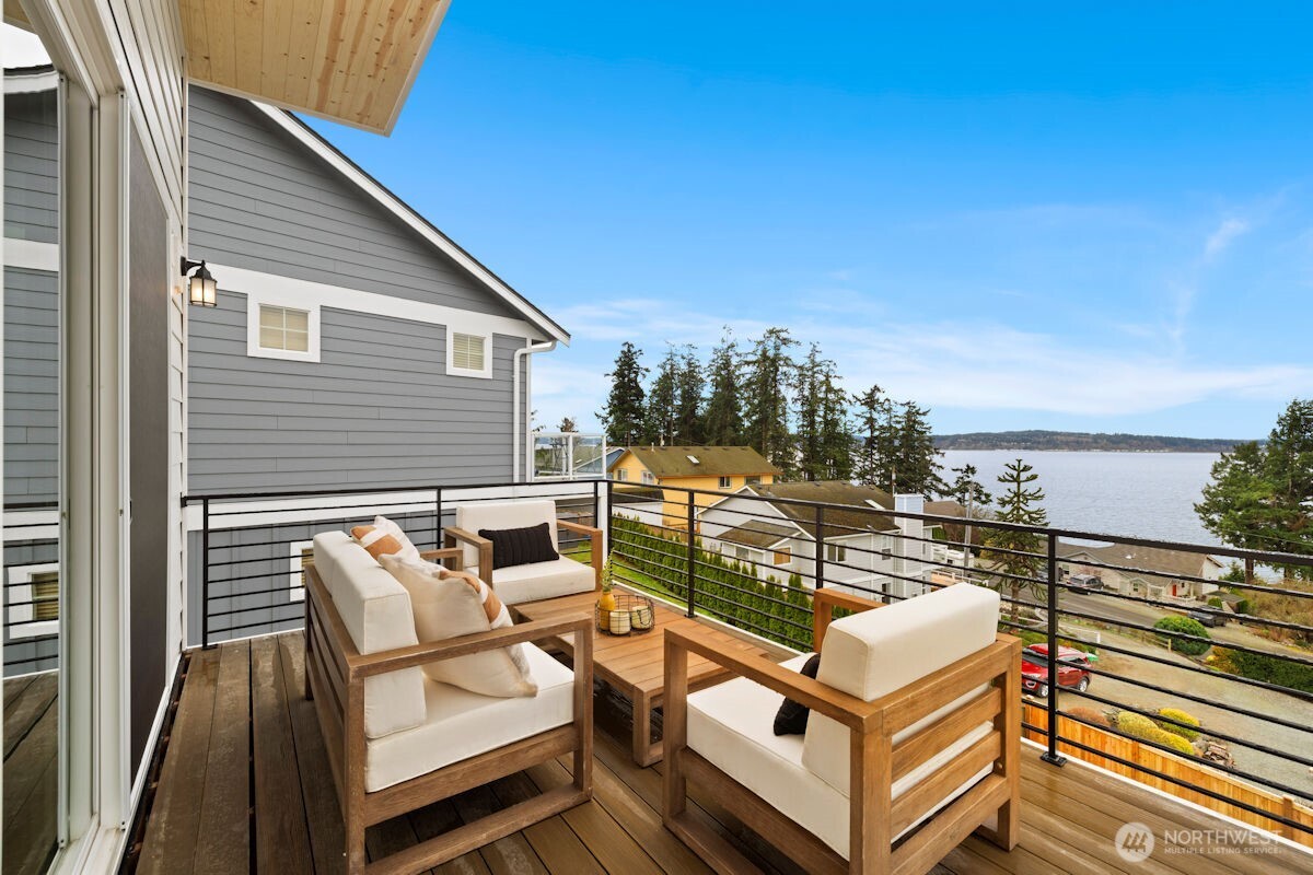 2218 Cleven Park Road Camano Island WA 98282