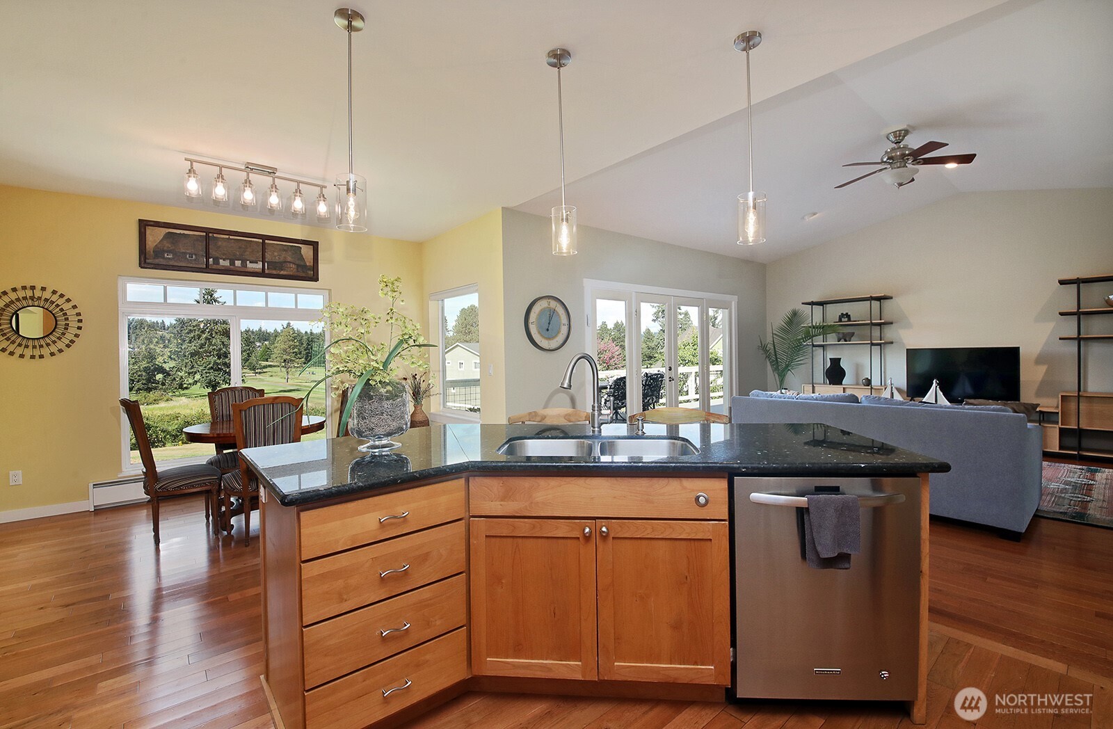 2445 Discovery Place Langley WA 98260