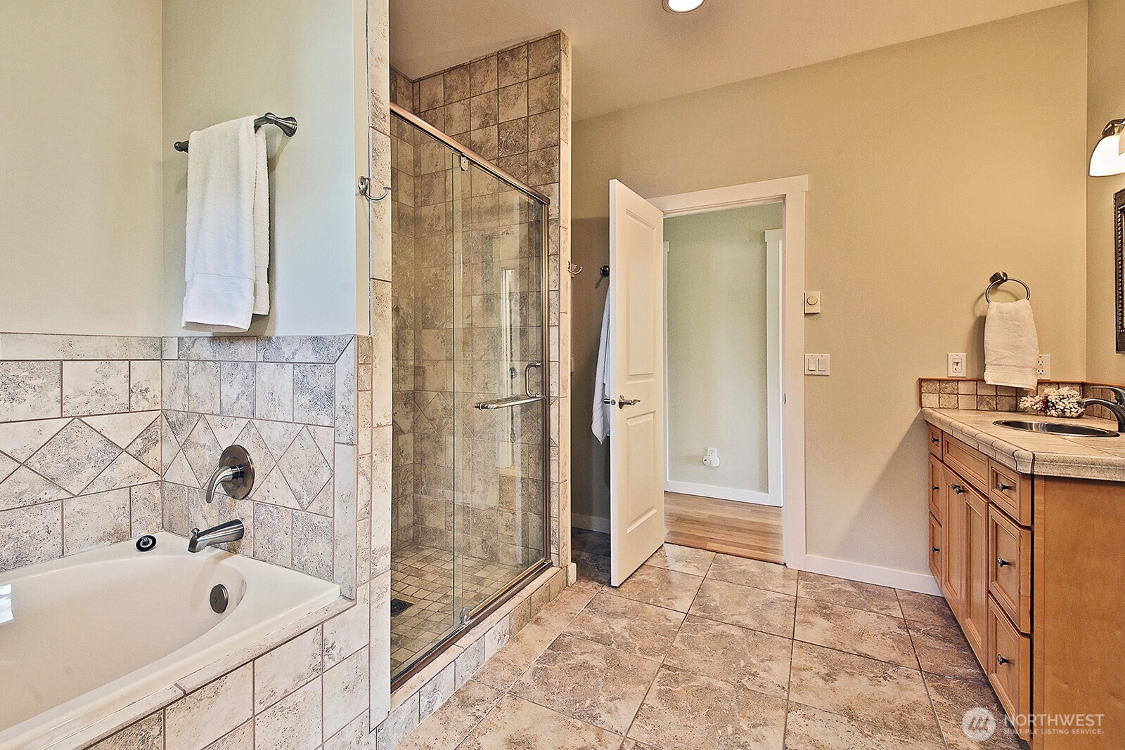 2445 Discovery Place Langley WA 98260