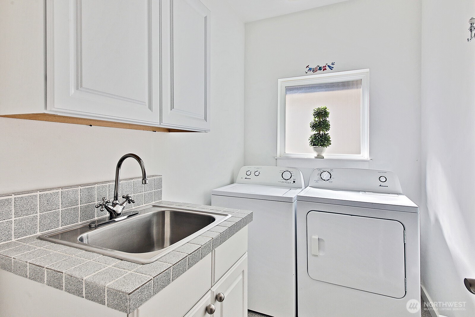 2445 Discovery Place Langley WA 98260