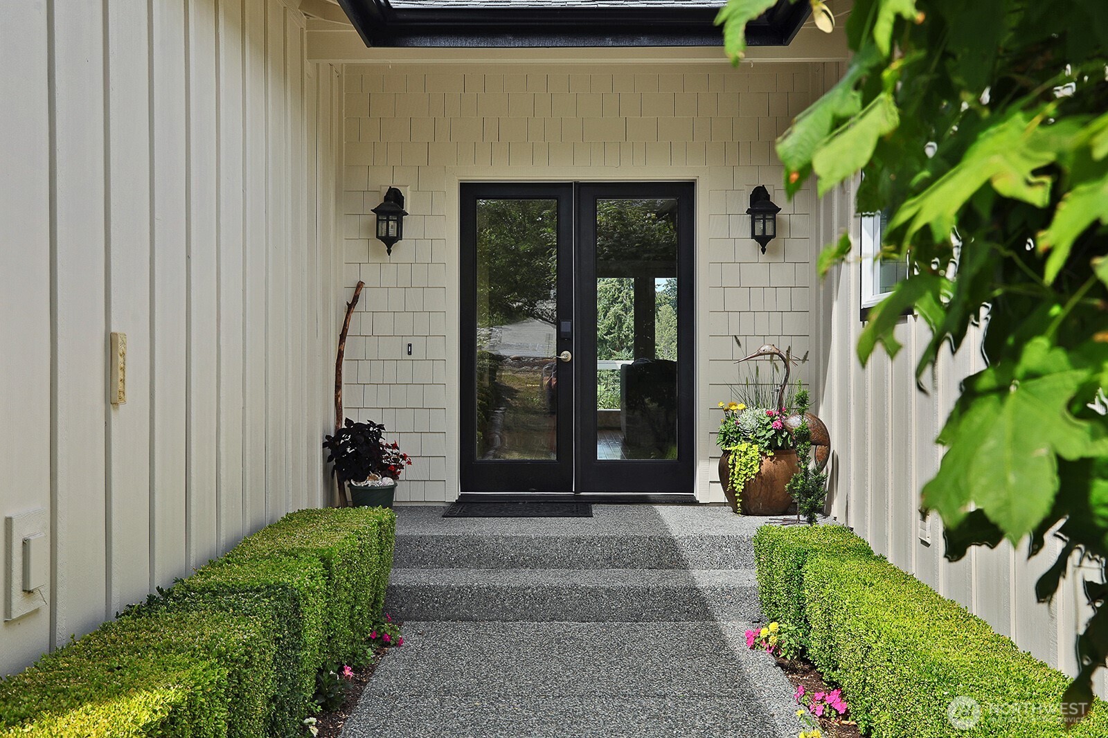 2445 Discovery Place Langley WA 98260