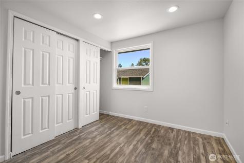 8705 12th Street NE Lake Stevens WA 98258