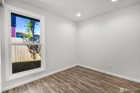8705 12th Street NE Lake Stevens WA 98258