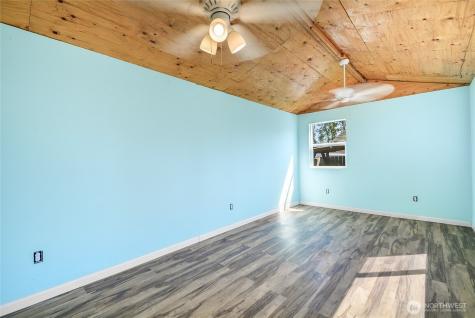 8705 12th Street NE Lake Stevens WA 98258