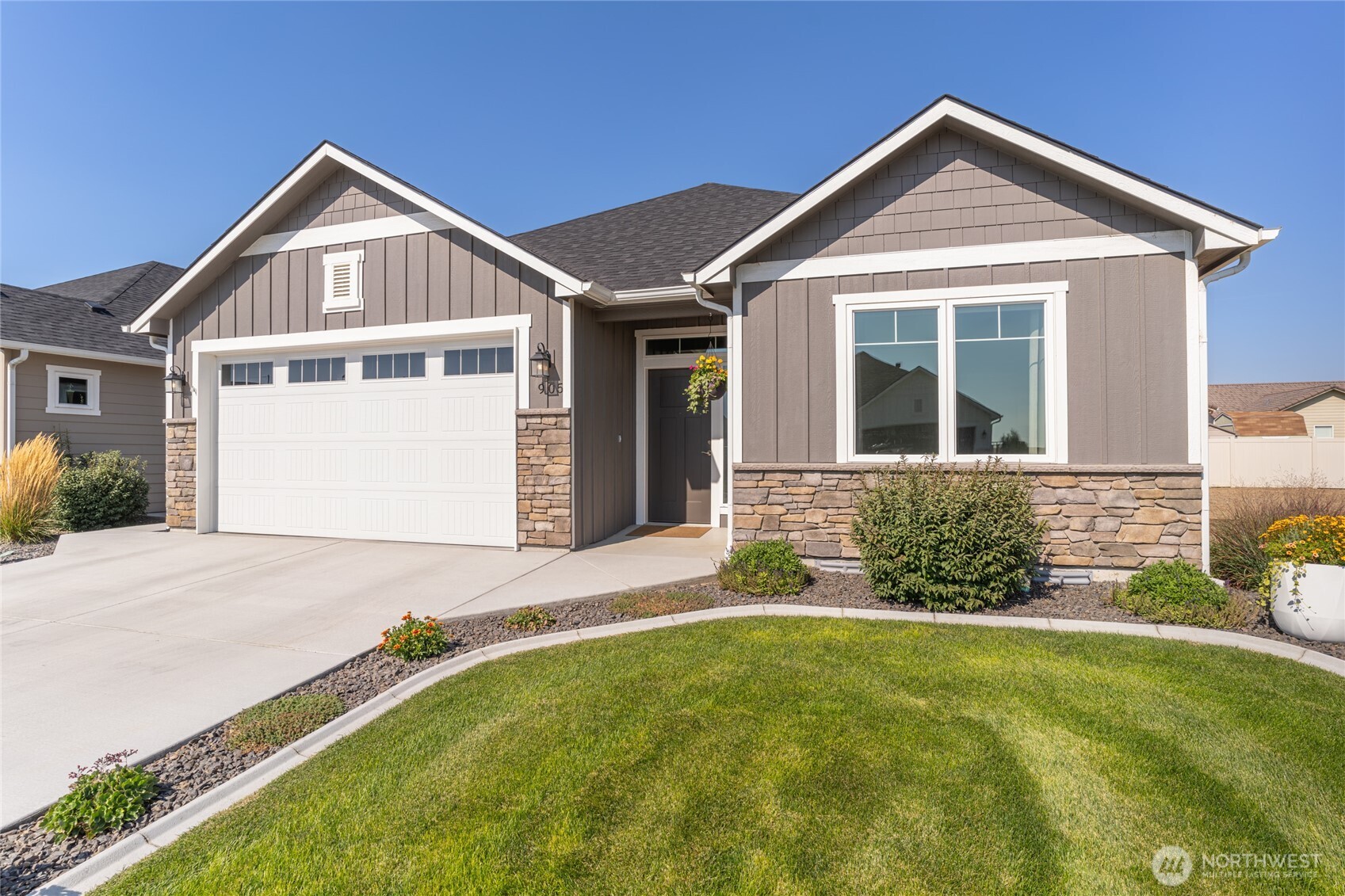 905 N M Loop Drive SW Quincy WA 98848