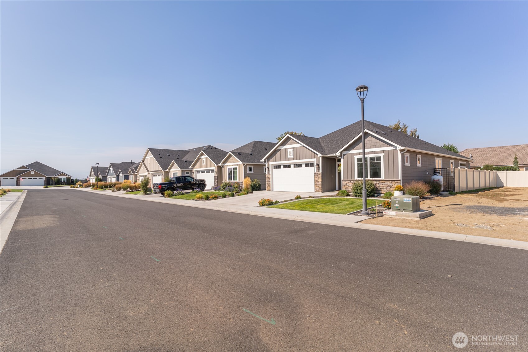 905 N M Loop Drive SW Quincy WA 98848