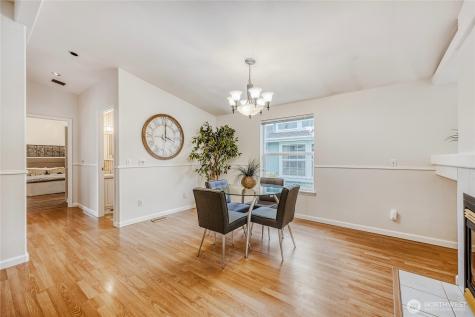22241 SE 241st Place Maple Valley WA 98038