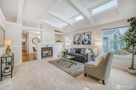 22241 SE 241st Place Maple Valley WA 98038