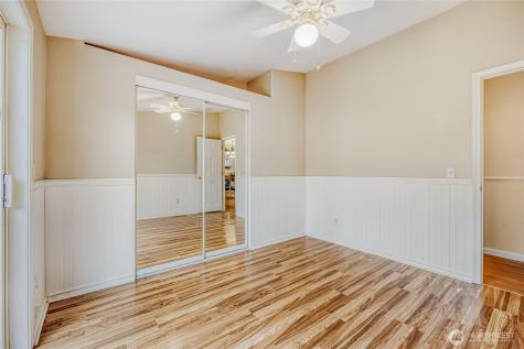 22241 SE 241st Place Maple Valley WA 98038