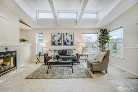 22241 SE 241st Place Maple Valley WA 98038