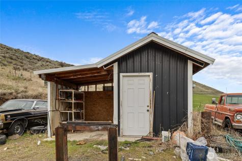 1091 Mellergaard Road Ellensburg WA 98926