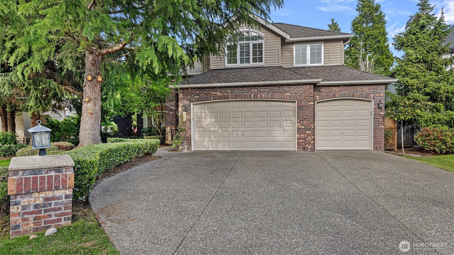 110 247th Avenue SE Sammamish WA 98074
