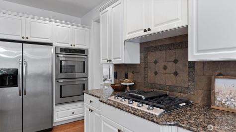 110 247th Avenue SE Sammamish WA 98074