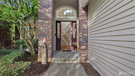 110 247th Avenue SE Sammamish WA 98074