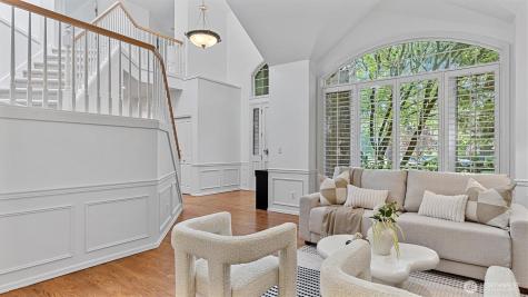 110 247th Avenue SE Sammamish WA 98074