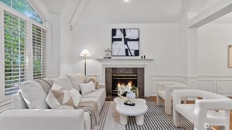 110 247th Avenue SE Sammamish WA 98074