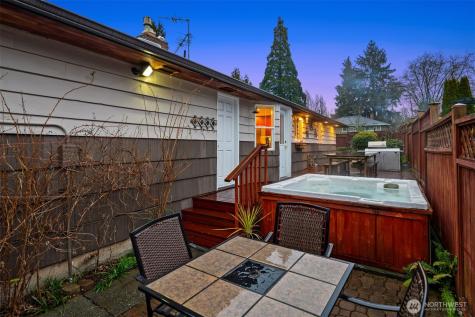 16534 4th Avenue S Burien WA 98148