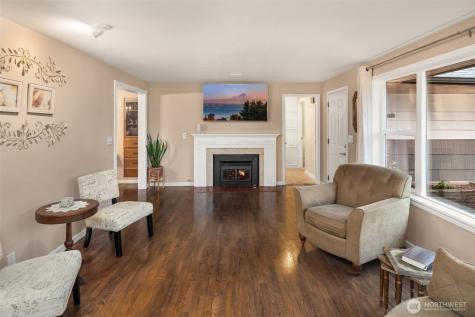 16534 4th Avenue S Burien WA 98148