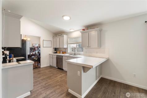 16541 Rainier View Drive SE Yelm WA 98597