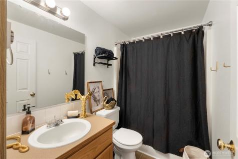 16541 Rainier View Drive SE Yelm WA 98597