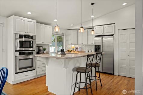 21503 SE 266th Street Maple Valley WA 98038