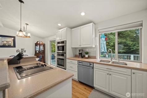 21503 SE 266th Street Maple Valley WA 98038