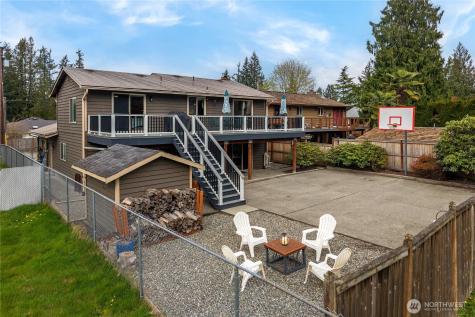 21503 SE 266th Street Maple Valley WA 98038