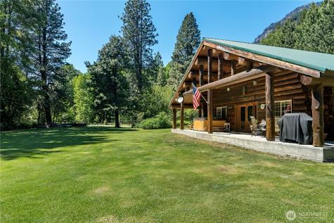 18680 Us Highway 2 Lake Wenatchee WA 98826