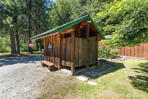 18680 Us Highway 2 Lake Wenatchee WA 98826