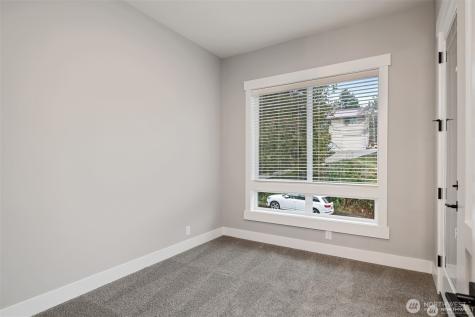 13025 75th Place S Seattle WA 98178