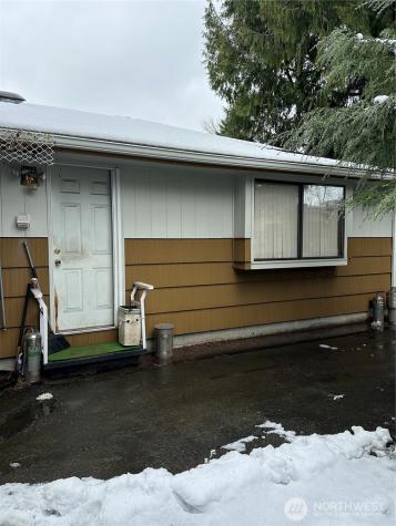 7033 S 116th Place Seattle WA 98178
