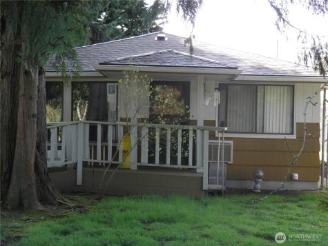 7033 S 116th Place Seattle WA 98178