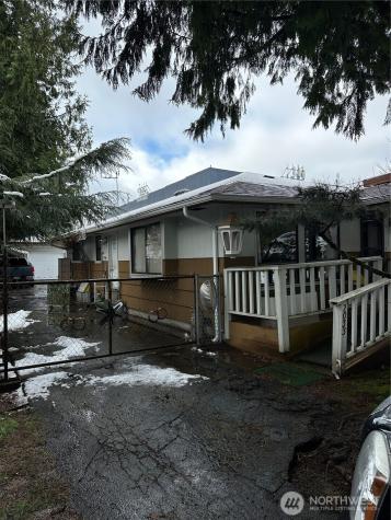 7033 S 116th Place Seattle WA 98178
