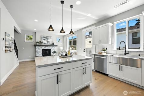 10 Meridian Avenue SE Bothell WA 98012