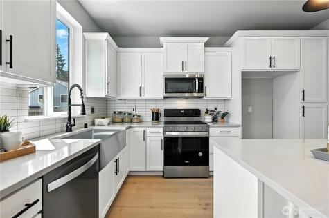 10 Meridian Avenue SE Bothell WA 98012